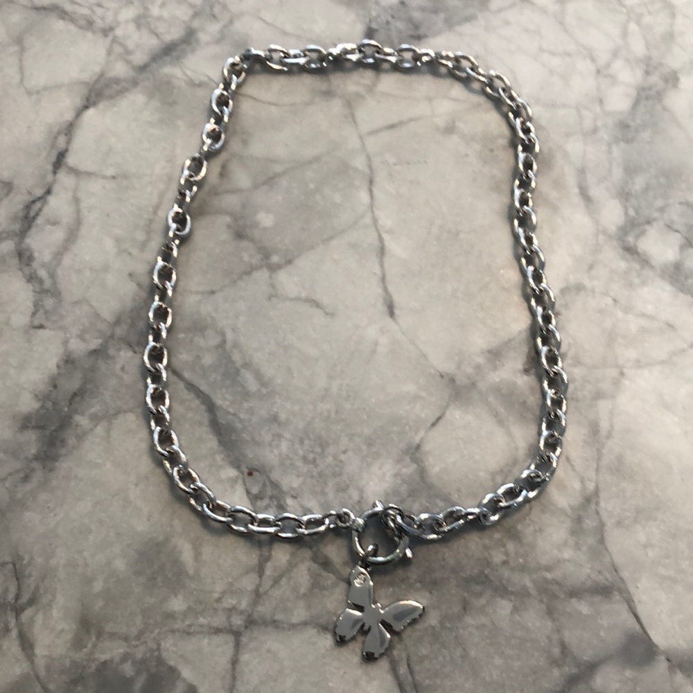 New in gift box costume silver butterfly necklace